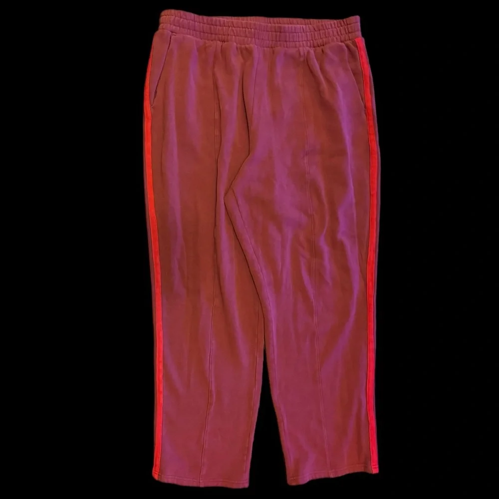 Old navy straight leg sweatpants - Picture 3 of 6